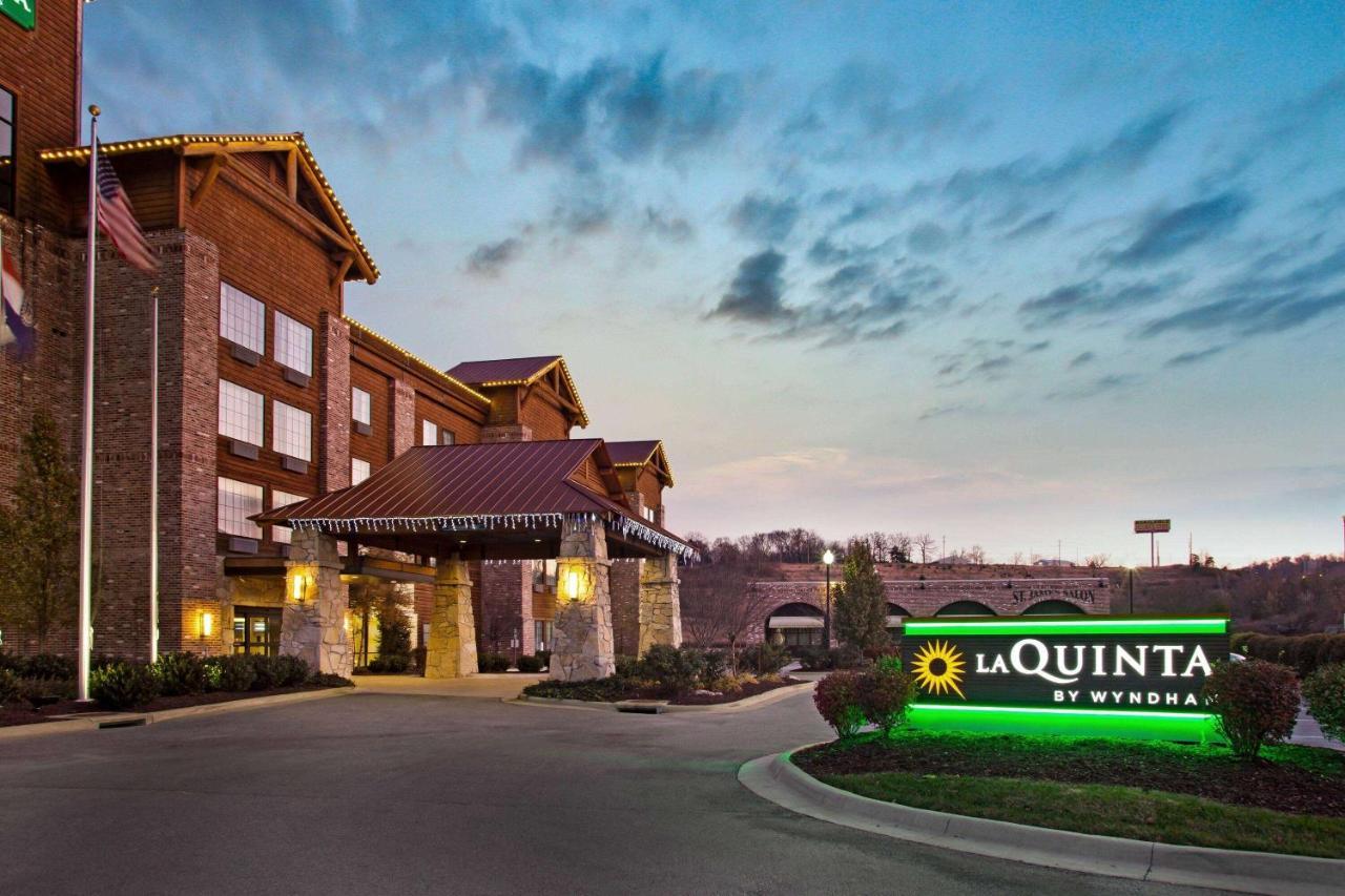 La Quinta By Wyndham Branson - Hollister Hotel Bagian luar foto